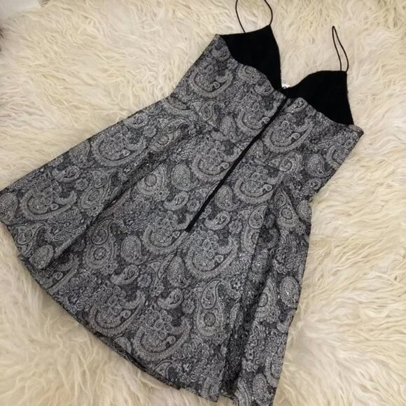 Alice + Olivia A-Line Dress Silver Printed Sleeveless with V-Neck Exposed Zip Cl - Picture 10 of 11